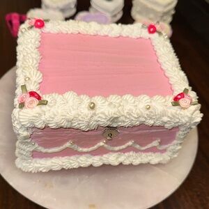 Fake Cake Trinket Box Decor